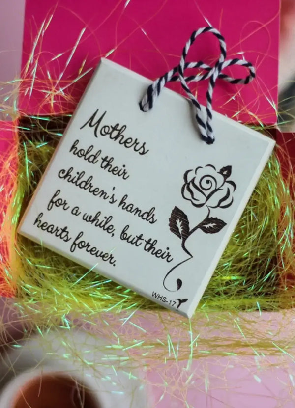 Wooden Hanging WHSS17